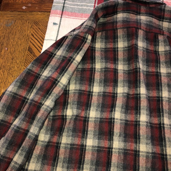 Woolrich Men’s Multi Color Button Up Plaid Flannel Shirt Sz L Longsleeve - Picture 6 of 7